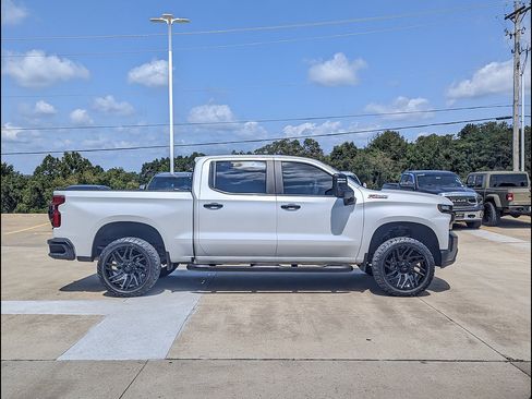 Used 2020 Chevrolet Silverado 1500 LT Trail Boss AWD/4WD image 6