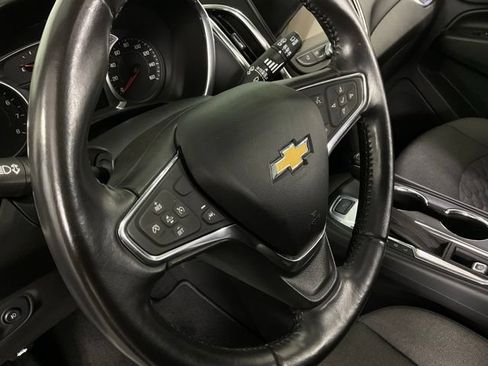 Used 2020 Chevrolet Equinox LT AWD/4WD image 17