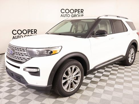 Used 2021 Ford Explorer Limited image 11