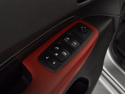 Used 2021 Dodge Durango R/T w/ Blacktop Package image 34