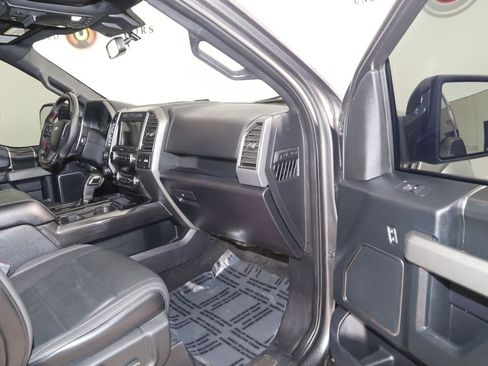 Used 2019 Ford F150 Raptor w/ Equipment Group 802A Luxury AWD/4WD image 46