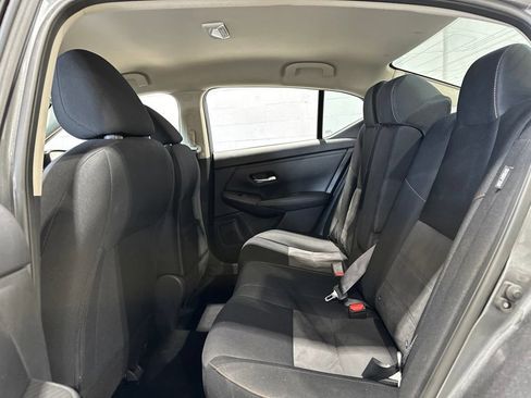 Used 2021 Nissan Sentra SR FWD image 16