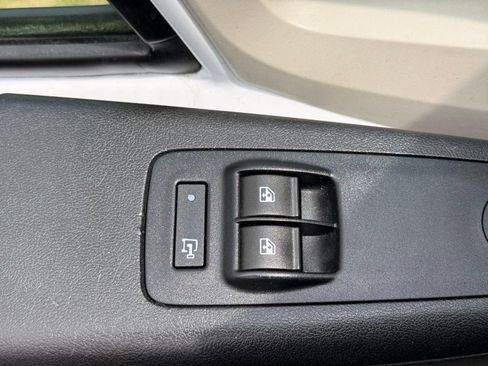 Used 2017 RAM ProMaster 1500 w/ Premium Appearance Group FWD image 13