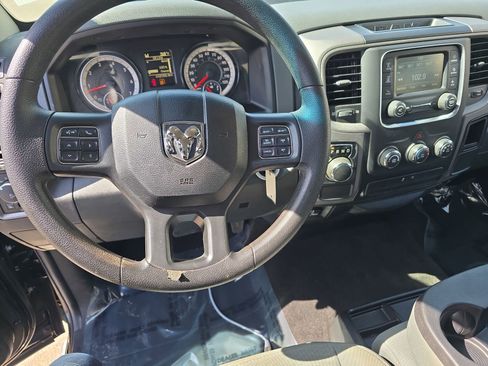 Used 2017 RAM 1500 Express w/ Express Value Package image 18