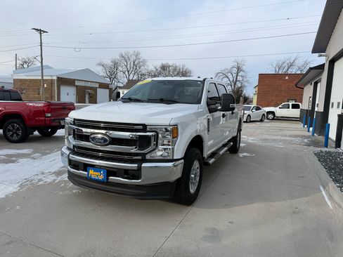 Used 2022 Ford F250 XLT image 3