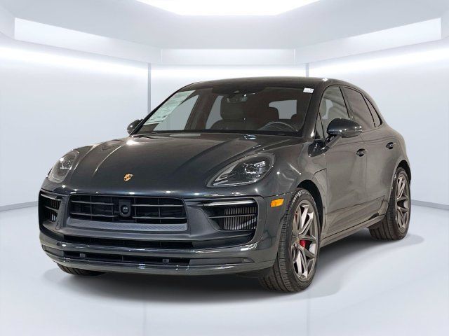 Certified 2023 Porsche Macan GTS AWD/4WD image 1