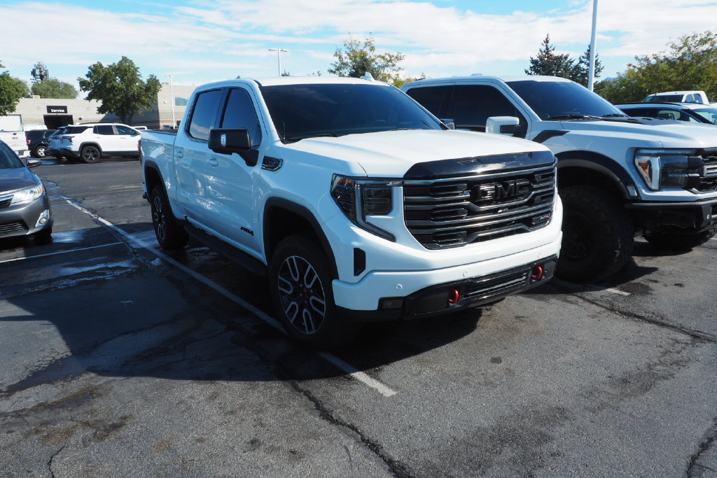 Used 2026 GMC Sierra 1500 AT4 w/ AT4 Premium Package AWD/4WD image 2