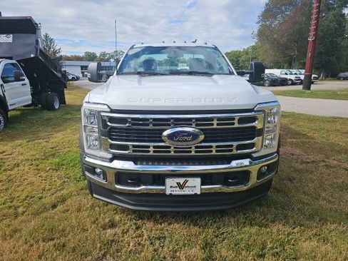 Used 2024 Ford F450 XL w/ Snow Plow Prep Package image 8
