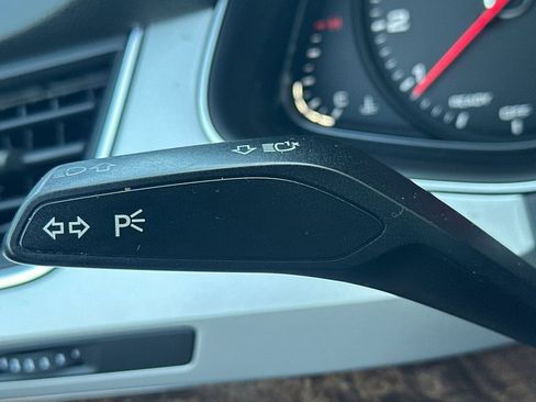 Used 2018 Audi Q7 2.0T Premium Plus w/ Premium Plus Package image 33