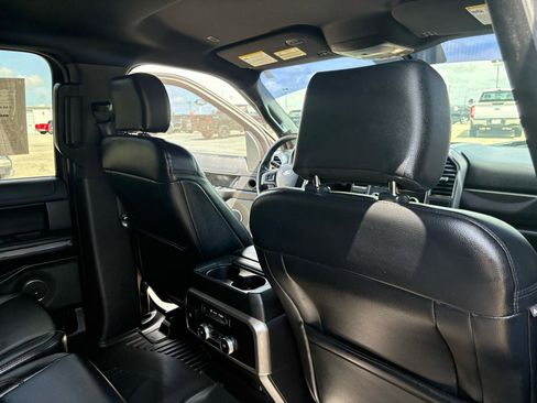 Used 2019 Ford Expedition XLT w/ Equipment Group 201A AWD/4WD image 47