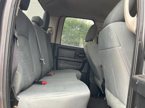 Used 2017 RAM 1500 Express RWD image 8