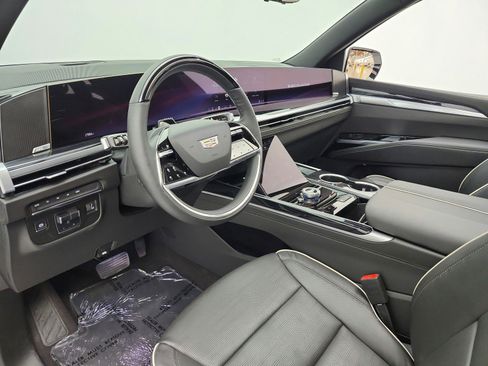 Used 2025 Cadillac Escalade Sport w/ LPO, ONYX Package AWD/4WD image 12
