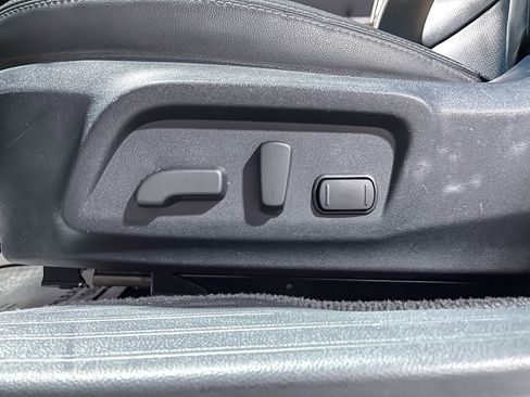 Used 2017 Subaru Outback 2.5i Limited image 20