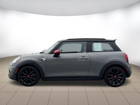 Used 2017 MINI Cooper S FWD image 4