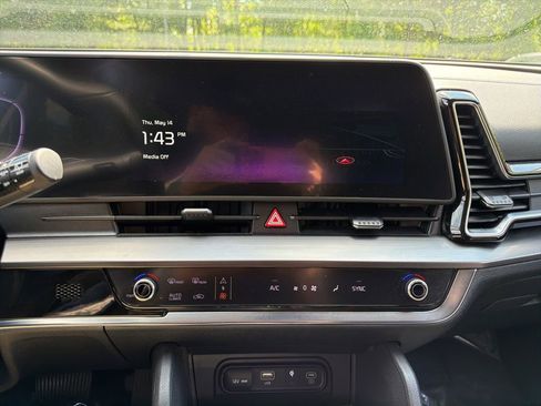 Used 2023 Kia Sportage EX FWD image 23