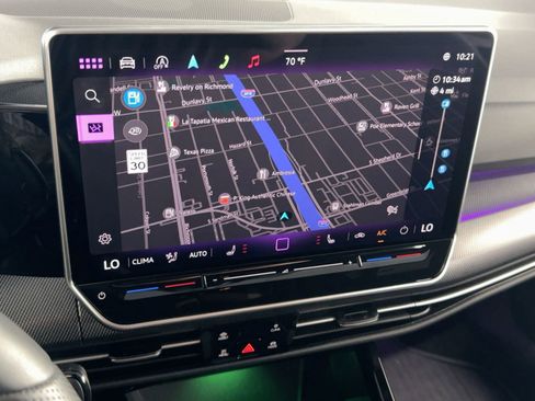 Used 2025 Volkswagen Golf w/ Euro Style Package image 24