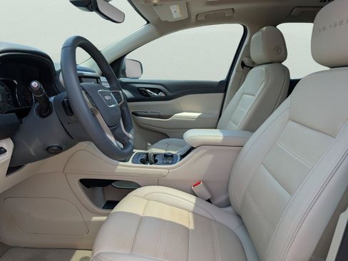 Used 2023 GMC Acadia Denali w/ Denali Technology Package FWD image 18