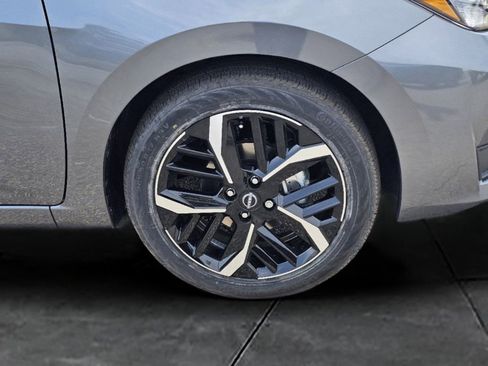 New 2025 Nissan Versa SR image 5