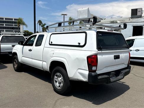 Used 2023 Toyota Tacoma SR RWD image 3