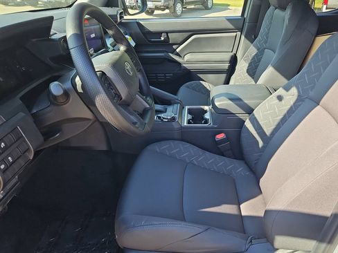 New 2026 Toyota Tacoma 4x4 Double Cab image 18