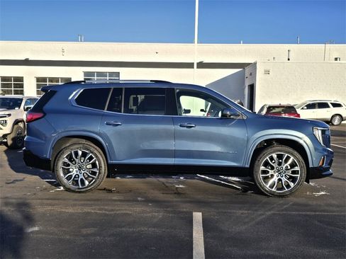 New 2026 GMC Acadia Denali Ultimate image 9