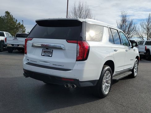 Used 2023 GMC Yukon Denali image 3