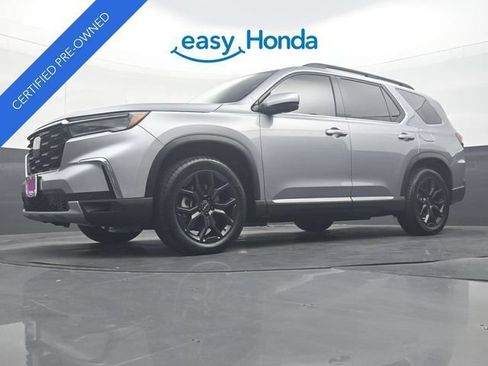 Used 2025 Honda Pilot Touring image 29