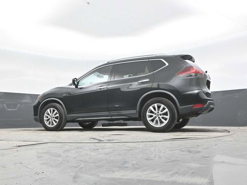Used 2018 Nissan Rogue SV w/ Premium Package AWD/4WD image 42