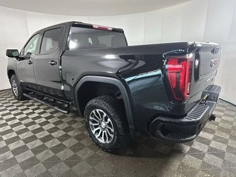 Used 2021 GMC Sierra 1500 AT4 AWD/4WD image 4
