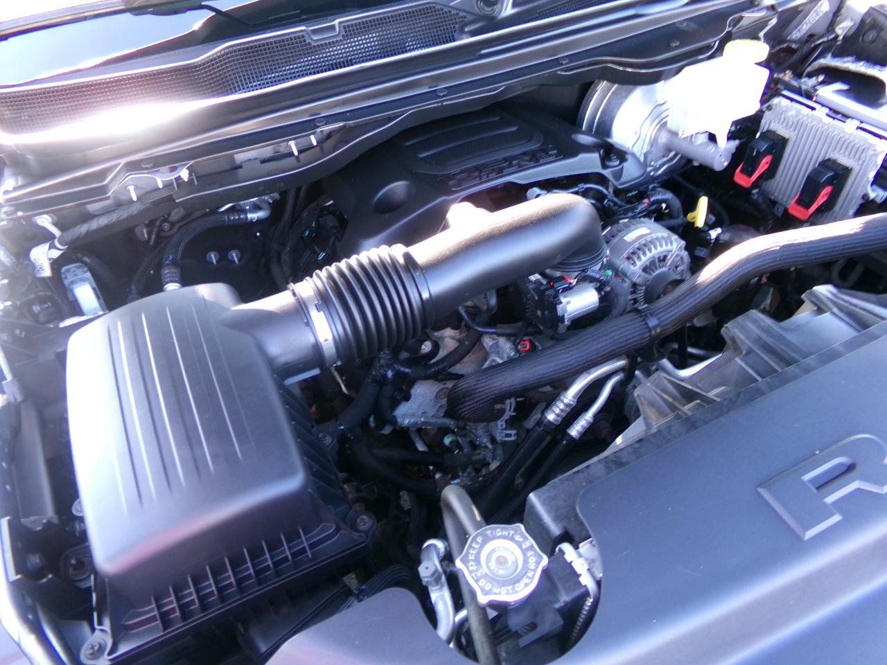 Used 2019 RAM 1500 Laramie AWD/4WD image 63