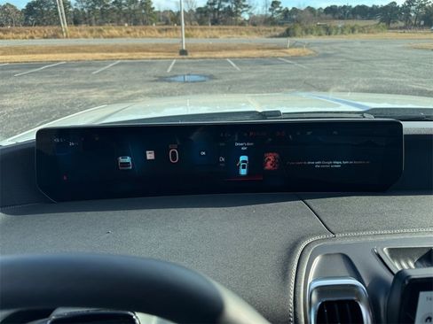 New 2025 Ford Expedition Max Platinum w/ Driver's Package image 23