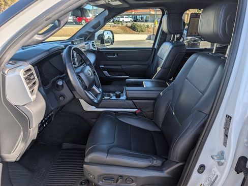 Used 2023 Toyota Tundra Platinum image 2