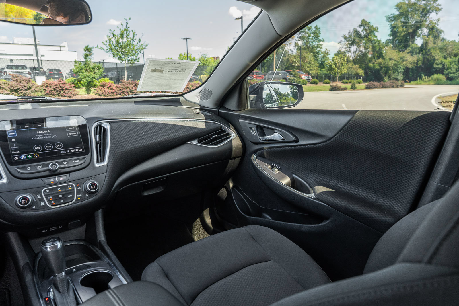 Used 2020 Chevrolet Malibu LT FWD image 29