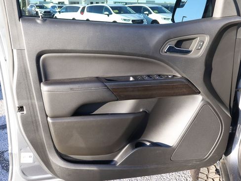 Used 2022 GMC Canyon Elevation w/ Elevation Premium Package image 17