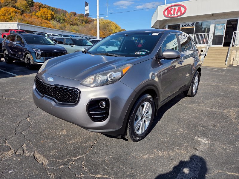 Used 2017 Kia Sportage LX AWD/4WD image 3