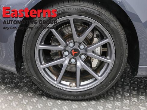 Used 2018 Tesla Model 3 Long Range RWD image 26