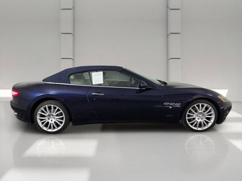 Used 2014 Maserati GranTurismo Convertible RWD image 4