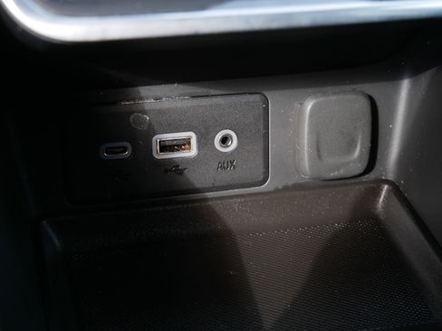 Used 2018 GMC Terrain SLE w/ Driver Convenience Package image 30