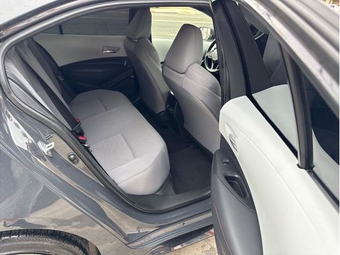 Used 2024 Toyota Corolla SE FWD image 9