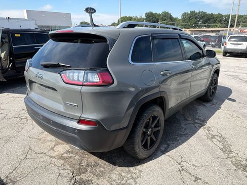 Used 2021 Jeep Cherokee Latitude Lux AWD/4WD image 5
