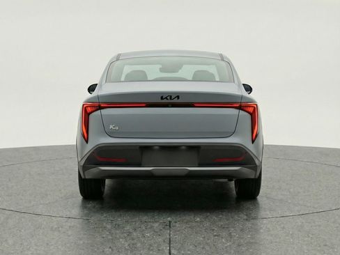 Used 2025 Kia K4 FWD image 7