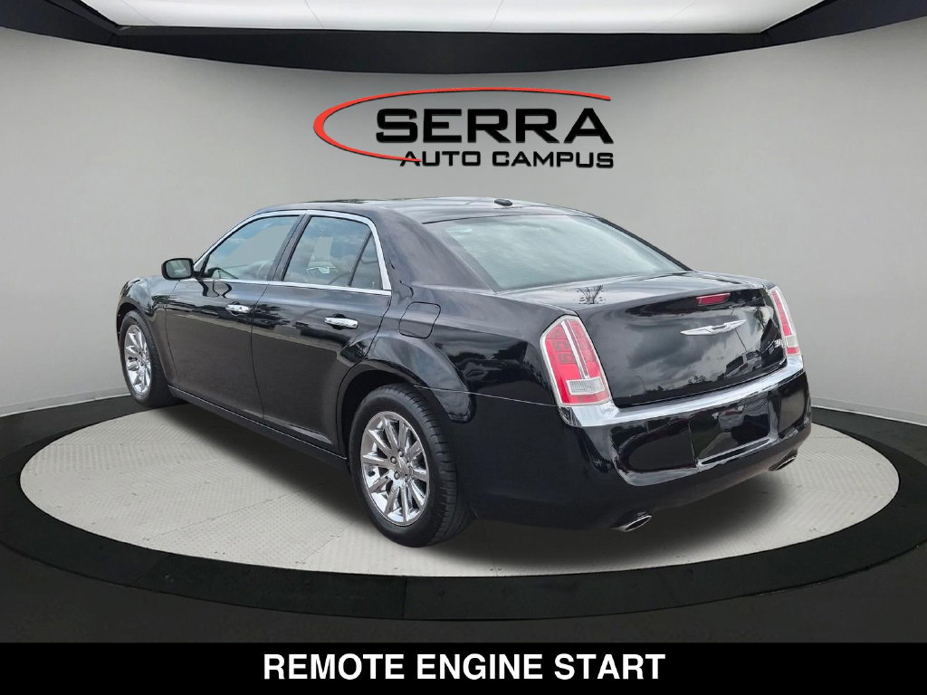 Used 2013 Chrysler 300 C RWD image 10