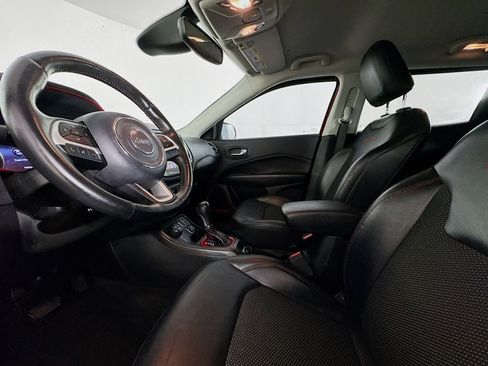 Used 2018 Jeep Compass Trailhawk w/ Safe & Security Group image 21