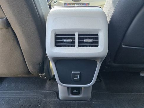 Used 2021 GMC Terrain SLE w/ Driver Convenience Package image 14