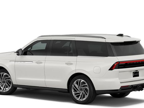 New 2026 Lincoln Navigator Reserve AWD/4WD image 70