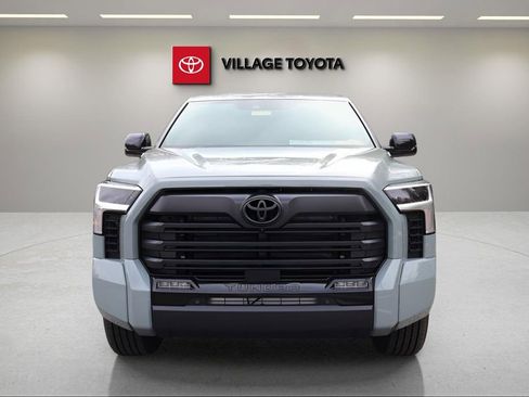 New 2025 Toyota Tundra Limited image 15