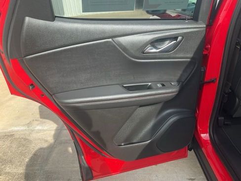 Used 2022 Chevrolet Blazer RS w/ Enhanced Convenience Package image 23