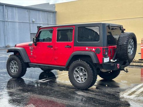 Used 2017 Jeep Wrangler Unlimited Rubicon w/ Connectivity Group AWD/4WD image 4