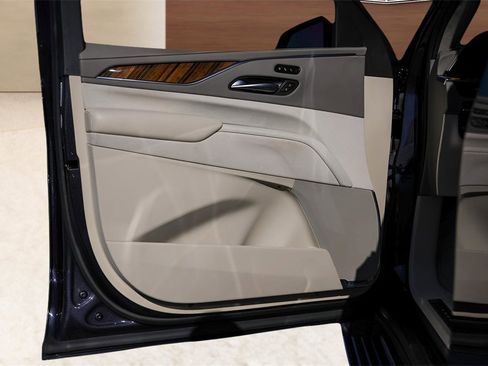 Used 2023 Cadillac Escalade Sport Platinum image 23