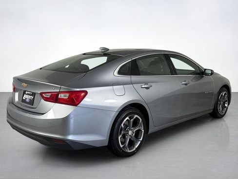 Used 2024 Chevrolet Malibu LT FWD image 3